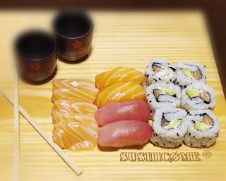 #1123 SUSHI MISTO (15 PEÇAS) 
