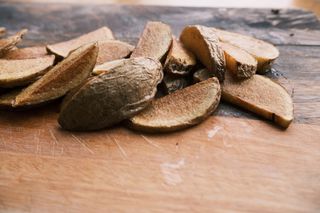 Cartofi Wedges În Coajă Cu Sare