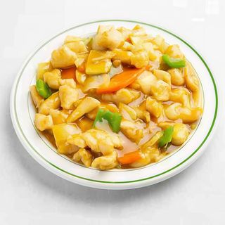 Pollo salteado con salsa de curry