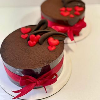 სამმაგი შოკოლადის ტორტი ( 5 ნაჭრიანი)