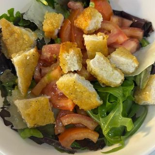 INSALATA DI POLLO CROCCANTE 