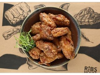 Крила часникові (300g)