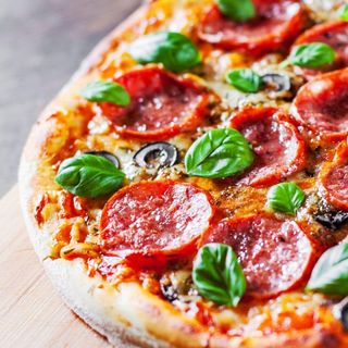 1 pizza 1 kebab 2 refresco 