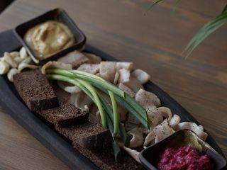 Дошка сала (100/10/10/80/40/40g)