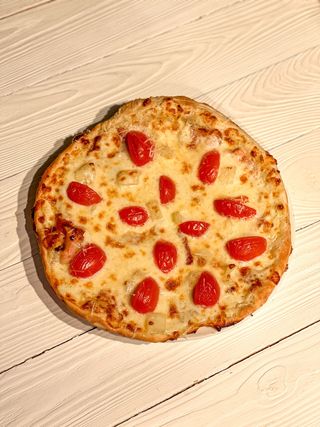 Піца з беконом (600г)