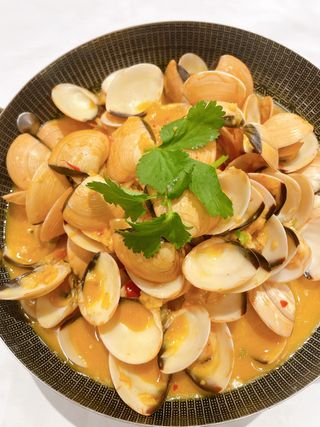 87. Nghêu xào tỏi