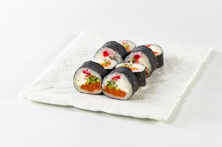 Футомакі з лососем (230г)