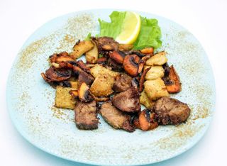 Шкембе, език и гъби (300г)