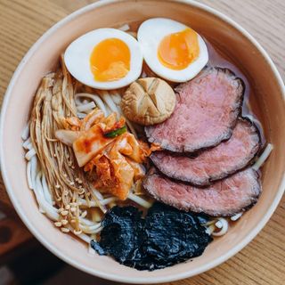 Рамен з телятиною