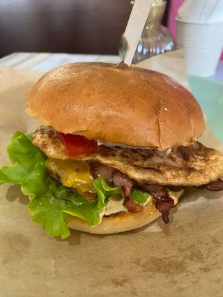 Телешки бургер