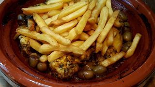 Tajin pollo olive e patate fritte