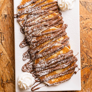 Tortitas Con Sirope y Azúcar Glass