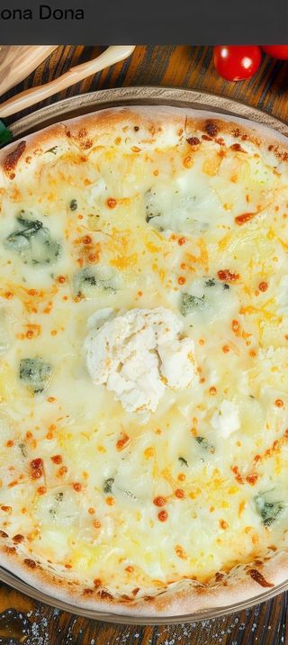 Pizza Cuatro Quesos (M)