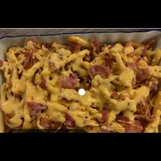 Patatine con porchetta d'ariccia e provola