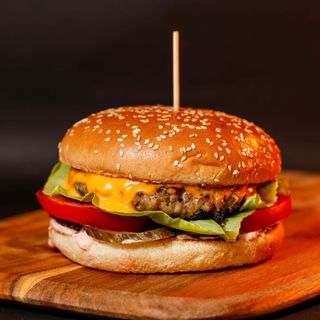 Cheeseburger vită Al Khalifa