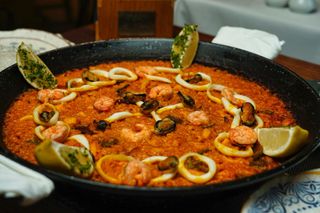Paella De Mariscos