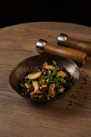 Salată cu ficat de pui