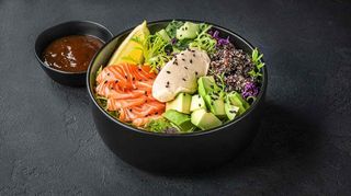 Поке з лососем