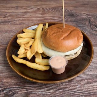 Hamburguesa Sencilla