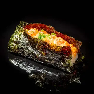 TE4 Temakizushi spicy salmon