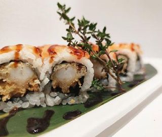 Uramaki tiger roll
