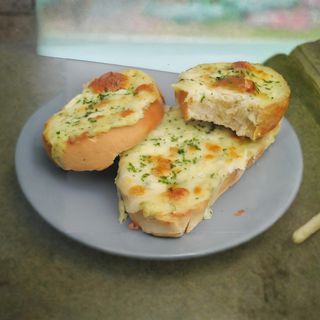 Pan de ajo con queso