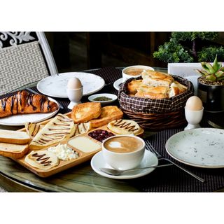 Petit Déjeuner Parisien