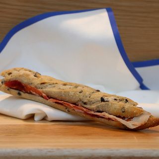 Jamón Ibérico Pan Aceitunas