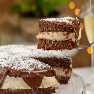  Fatia de Bolo Recheado (Surpresa)