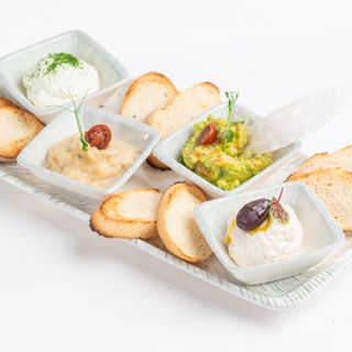 Средиземноморски разядки (330 г.)