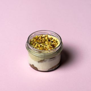 ფსტის ტირამისუ ქილაში