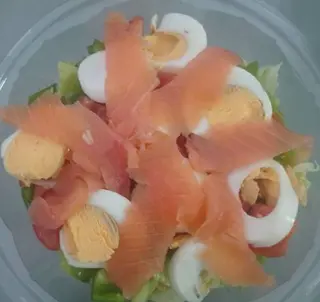 Ensalada De Salmón