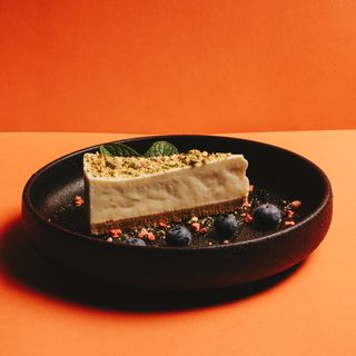 Sernik nowojorski z pistacjami