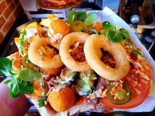 BUŁKA DRWALA  200g mięsa