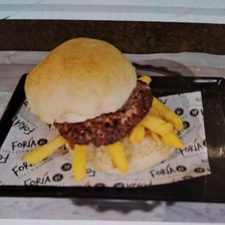 Hamburger e patatine