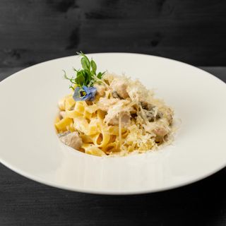 Tagliatelle with chicken