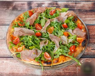 2x1 Pizza De Parma Familiar