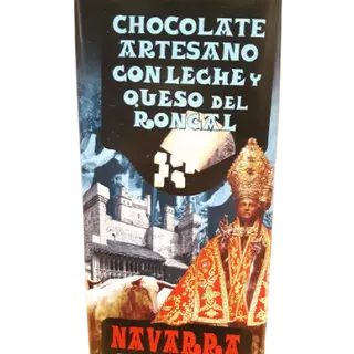 Chocolate artesano con leche y queso del roncal