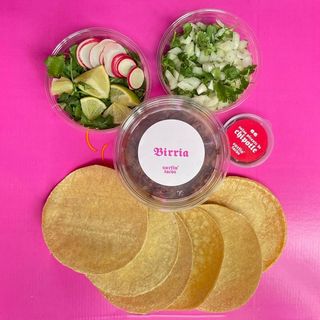 Tacos de birria estilo Guadalajara