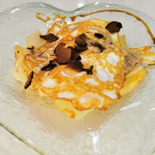 Patatas con Huevos y Trufa