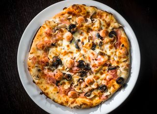 Pizza Capricciosa Mica 