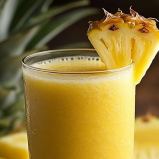 Zumo de piña de bote
