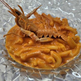 Casarecce acqua e farina alla crema di scampi