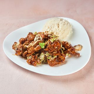 Lignje sa crnim lukom u soja sosu 600 g