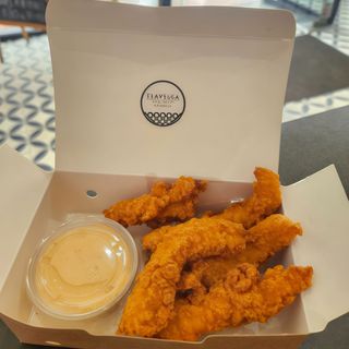 Fingers de Pollo Crujientes con Mayo Sweet Chillly