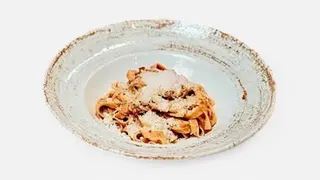 TAGLIATELLE BOLOGNESE
