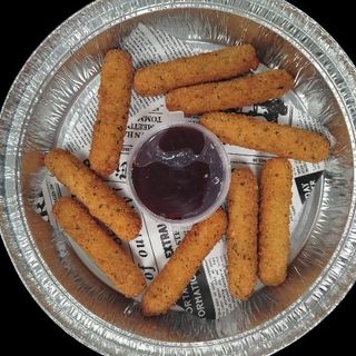 Finger De Mozzarella Con Mermelada De Frambuesa