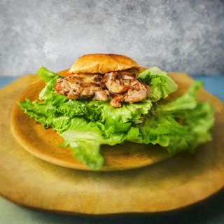 Pileći batak 200 gr u lepinji