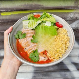 Боул з індичкою та булгуром