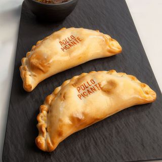 Empanada De Pollo Picante (1 Ud.)